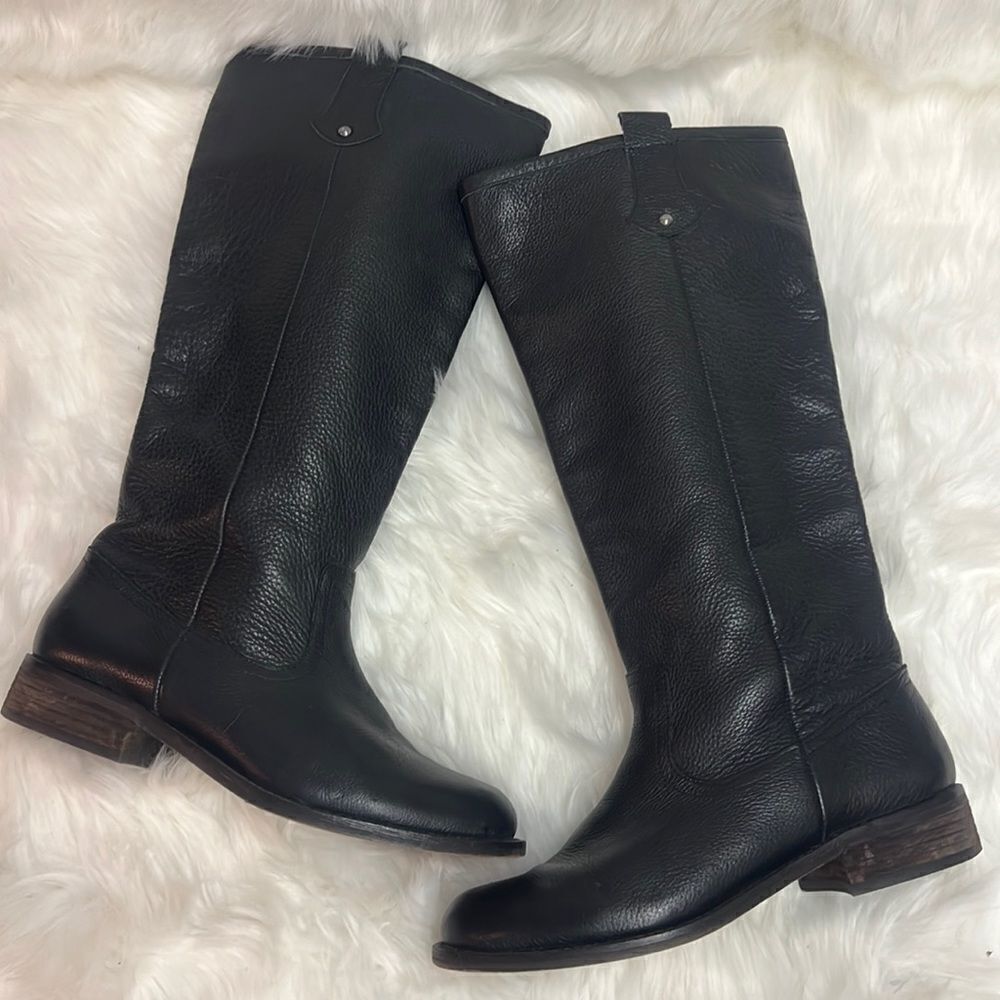 H by Halston Tall Shaft Leather Boots Size 9B BIN 12‎